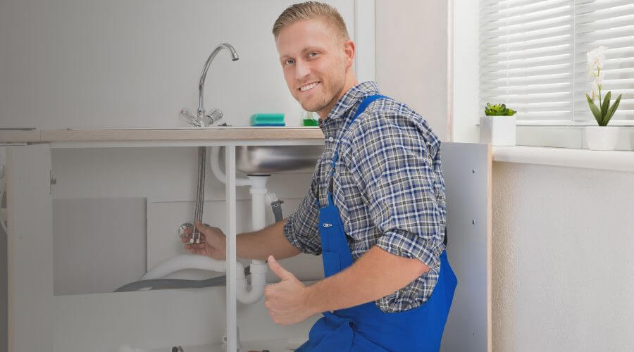 Expert burst pipe repair services in Dallas, SD